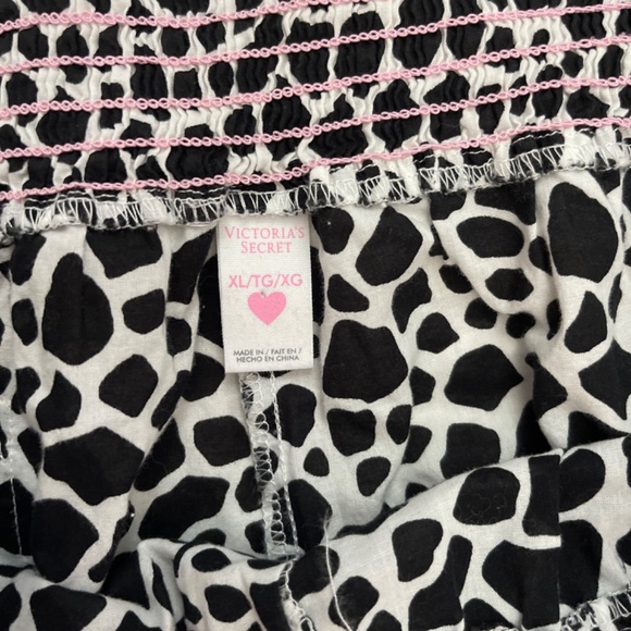 Victoria’s Secret Cow Print Smocked Pull On Pajama Pants / Bottoms - Picture 5 of 6